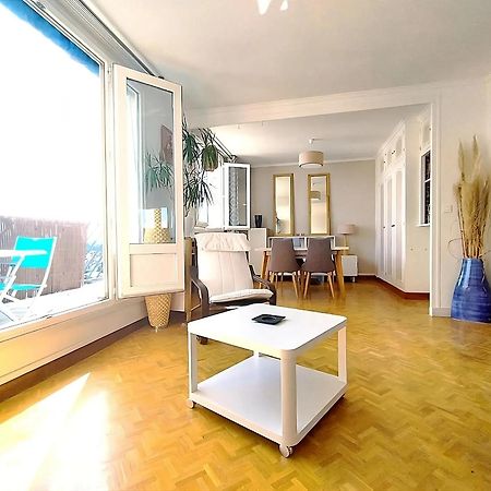 Charmant Appartement Lumineux - Dernier Etage Avec Balcon - Proche Centre-Ville 南特 外观 照片